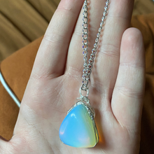 Load image into Gallery viewer, Moonstone necklace
